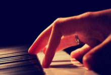 欧冠ds足球是什么？它能为球迷带来哪些独特体验？